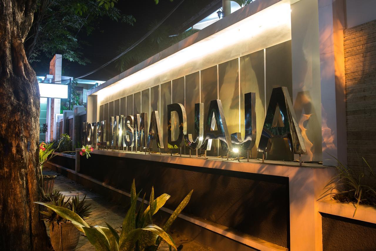 Hotel Wisma Djaja Syariah Bojonegoro Exteriér fotografie