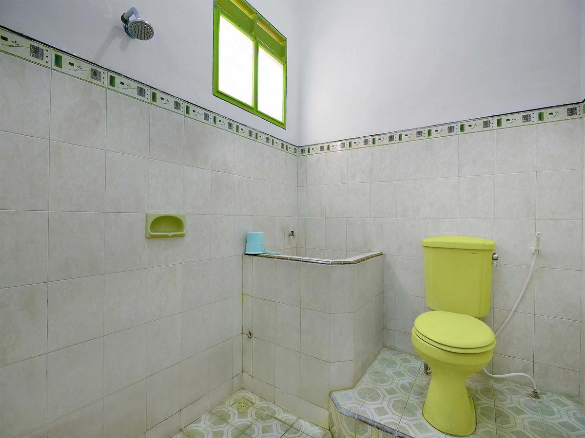 Hotel Wisma Djaja Syariah Bojonegoro Exteriér fotografie