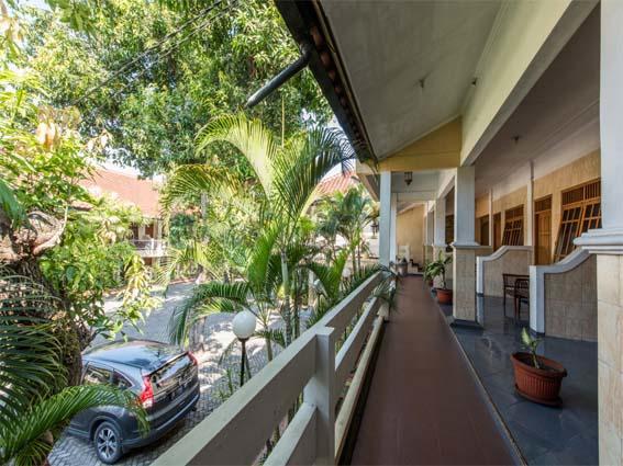 Hotel Wisma Djaja Syariah Bojonegoro Exteriér fotografie