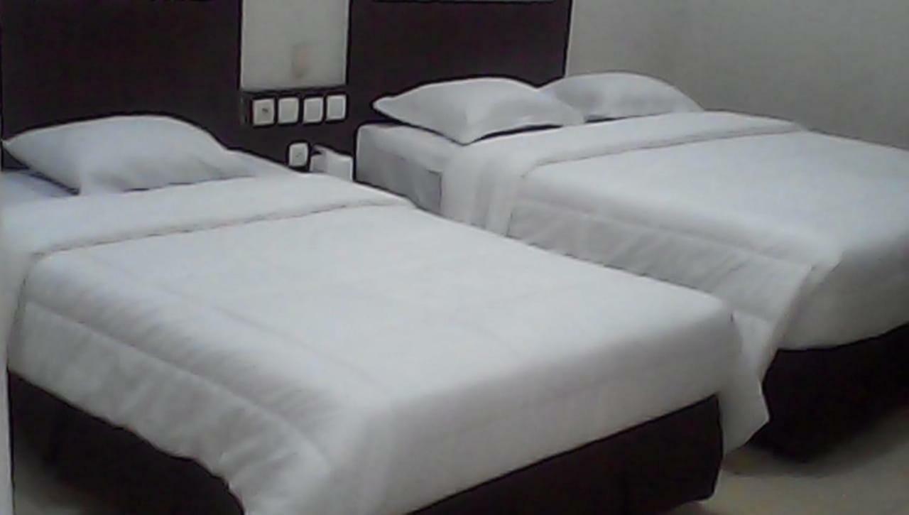 Hotel Wisma Djaja Syariah Bojonegoro Exteriér fotografie